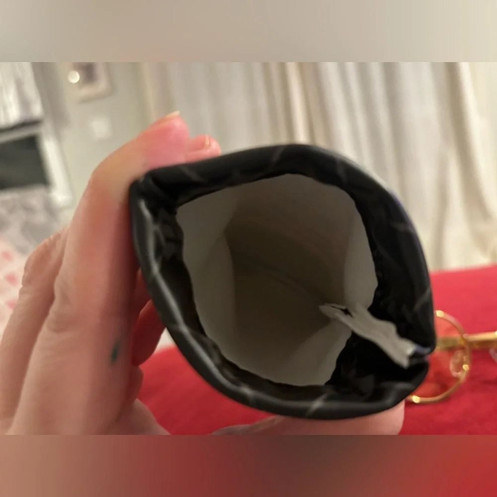 Official Harry Potter Hogwarts Gold Round Sunglasses + Trifold Case‎